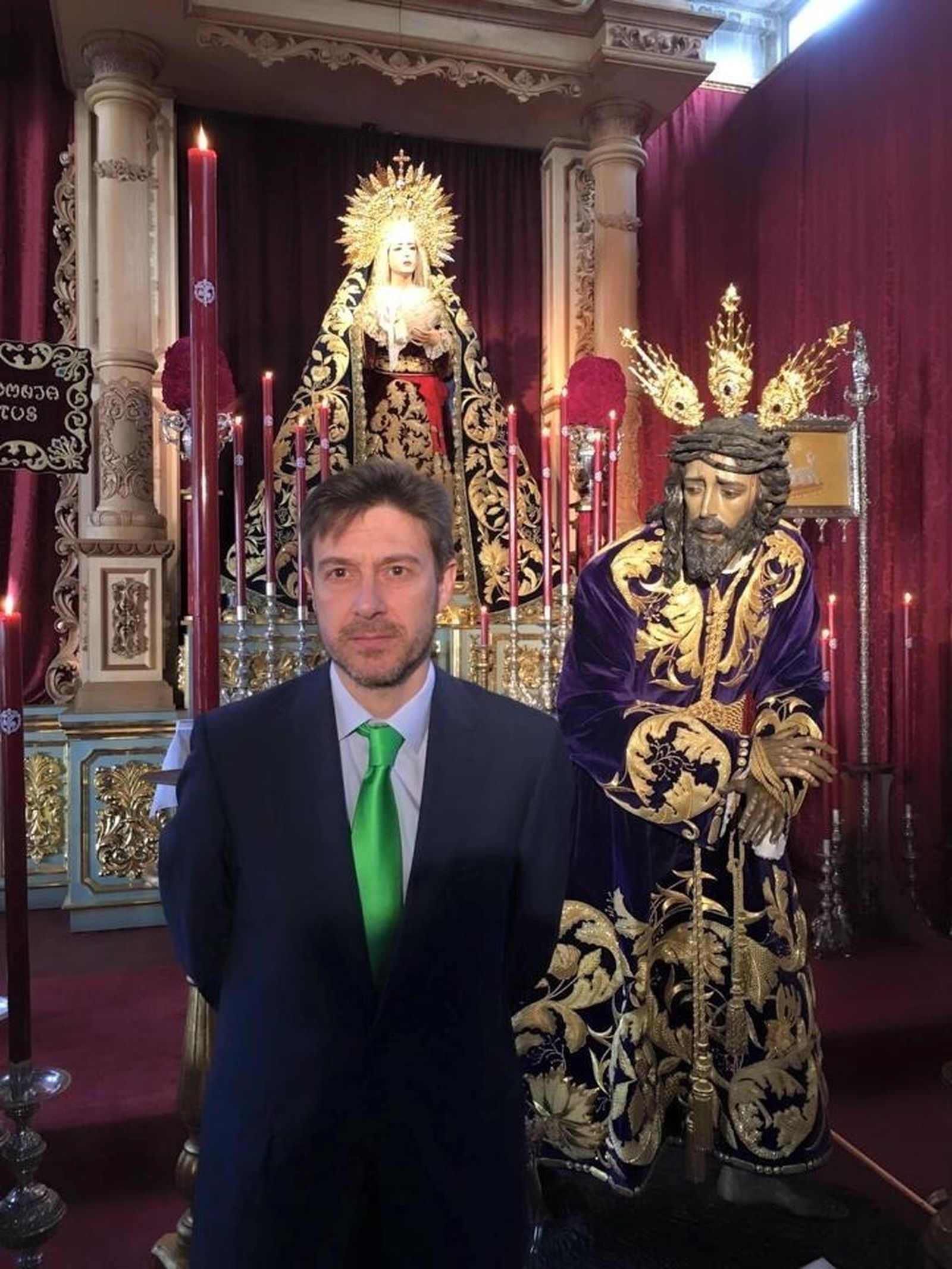 Juan Ramón Prieto Massoni, junto a sus titulares de los Afligidos.