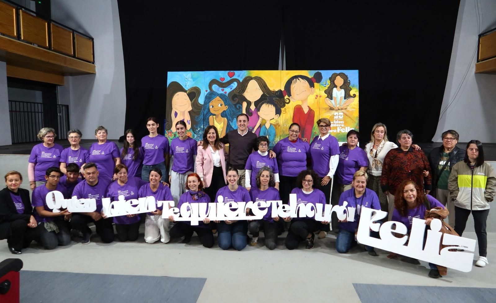 Inauguración del ,ural y lectura del manifiesto en Vera.