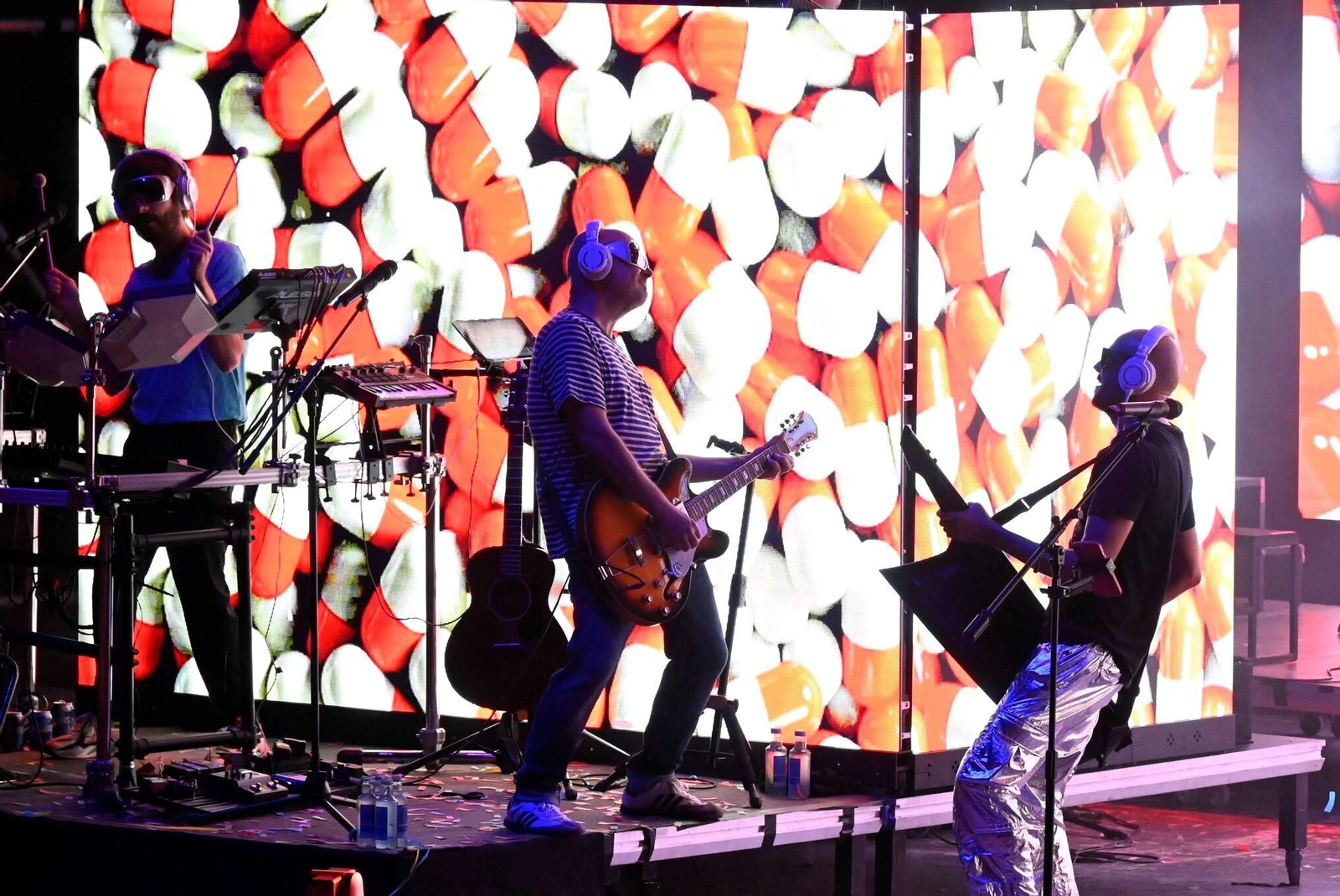 La Casa Azul llena de color y fantasía el 44 Festival de la Guitarra