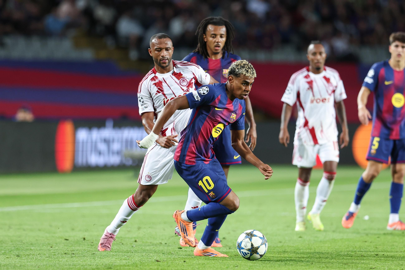 Las fotos del Barcelona-Olympiacos