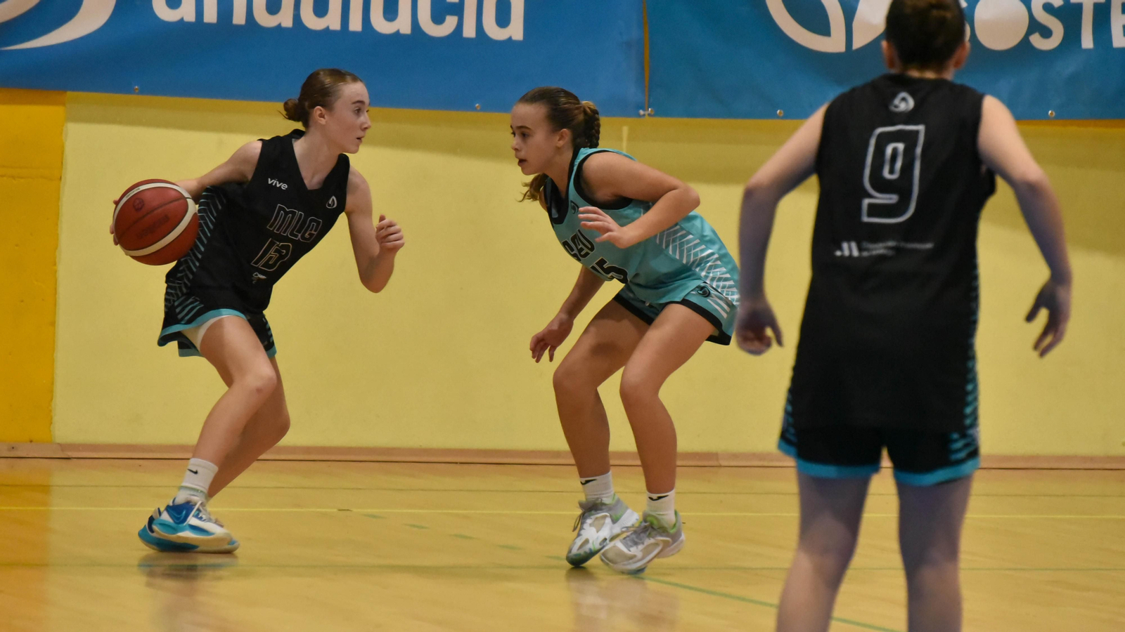 Las fotos de la segunda jornada del Andaluz infantil femenino de baloncesto en La Línea
