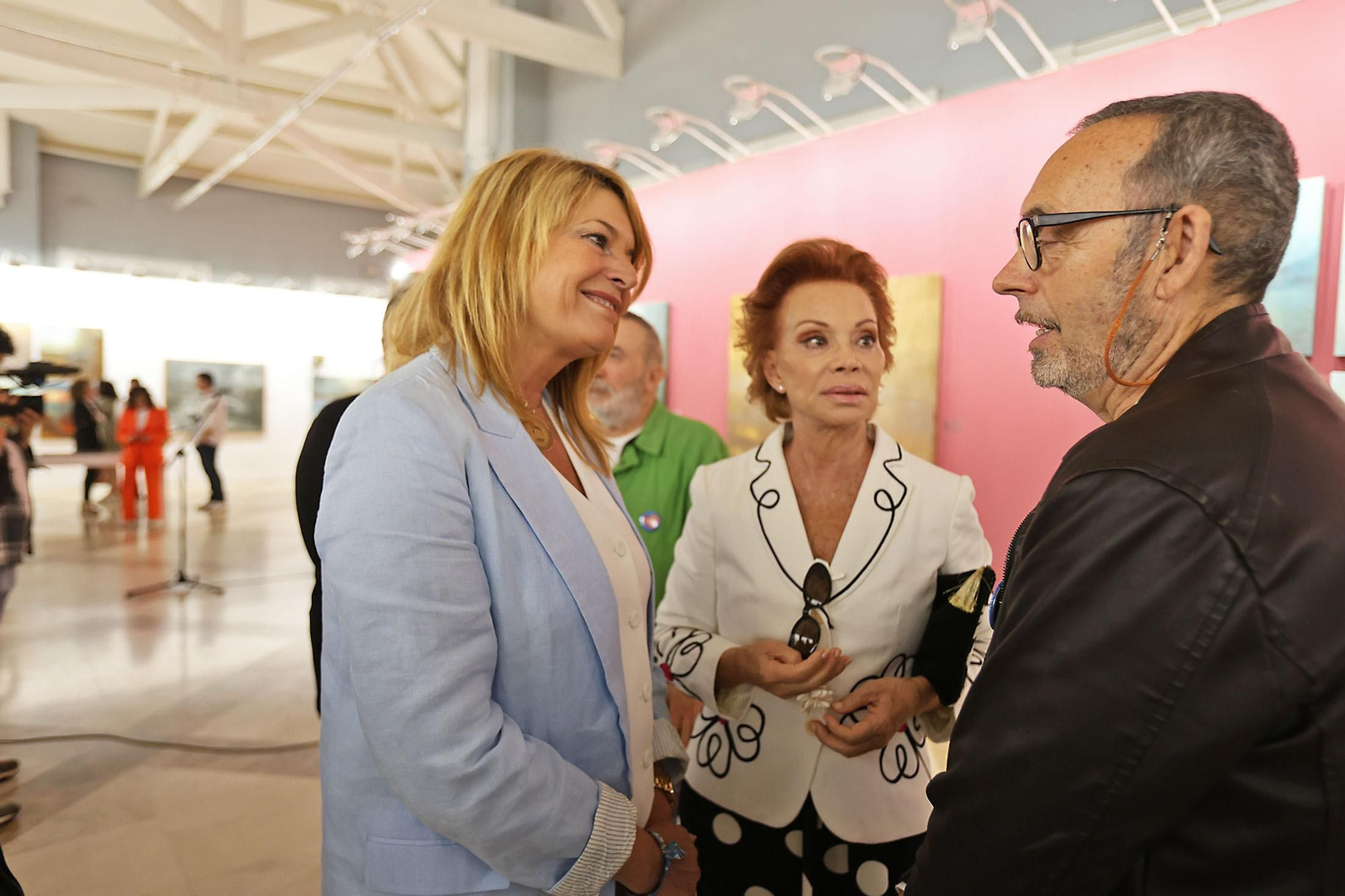 Imágenes de la inauguración de la muestra 'Camino de Perfección' del pintor Antonio Belmonte