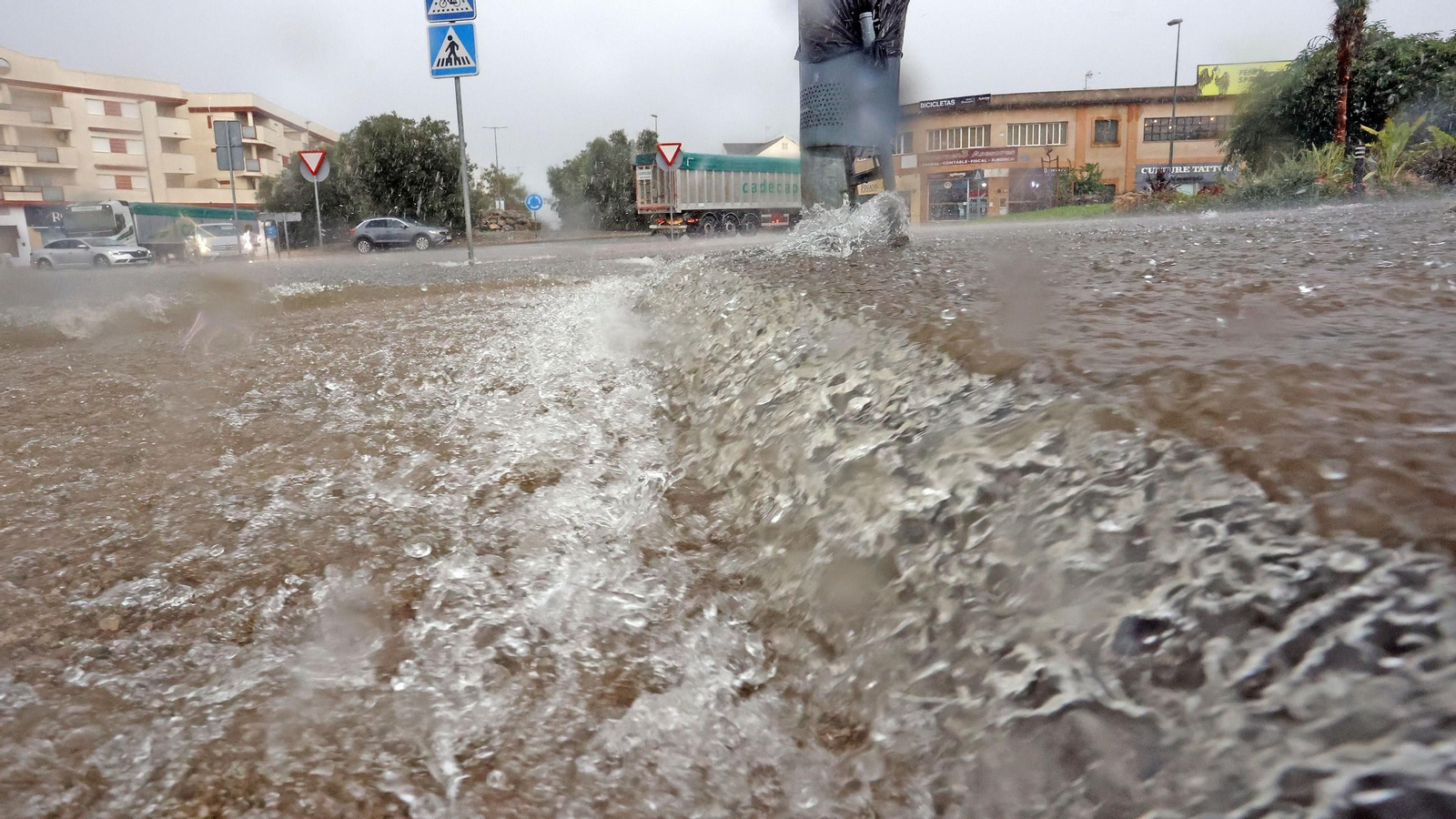 Imágenes del paso de la Dana, inundaciones, destrozos y caos por todo Jerez