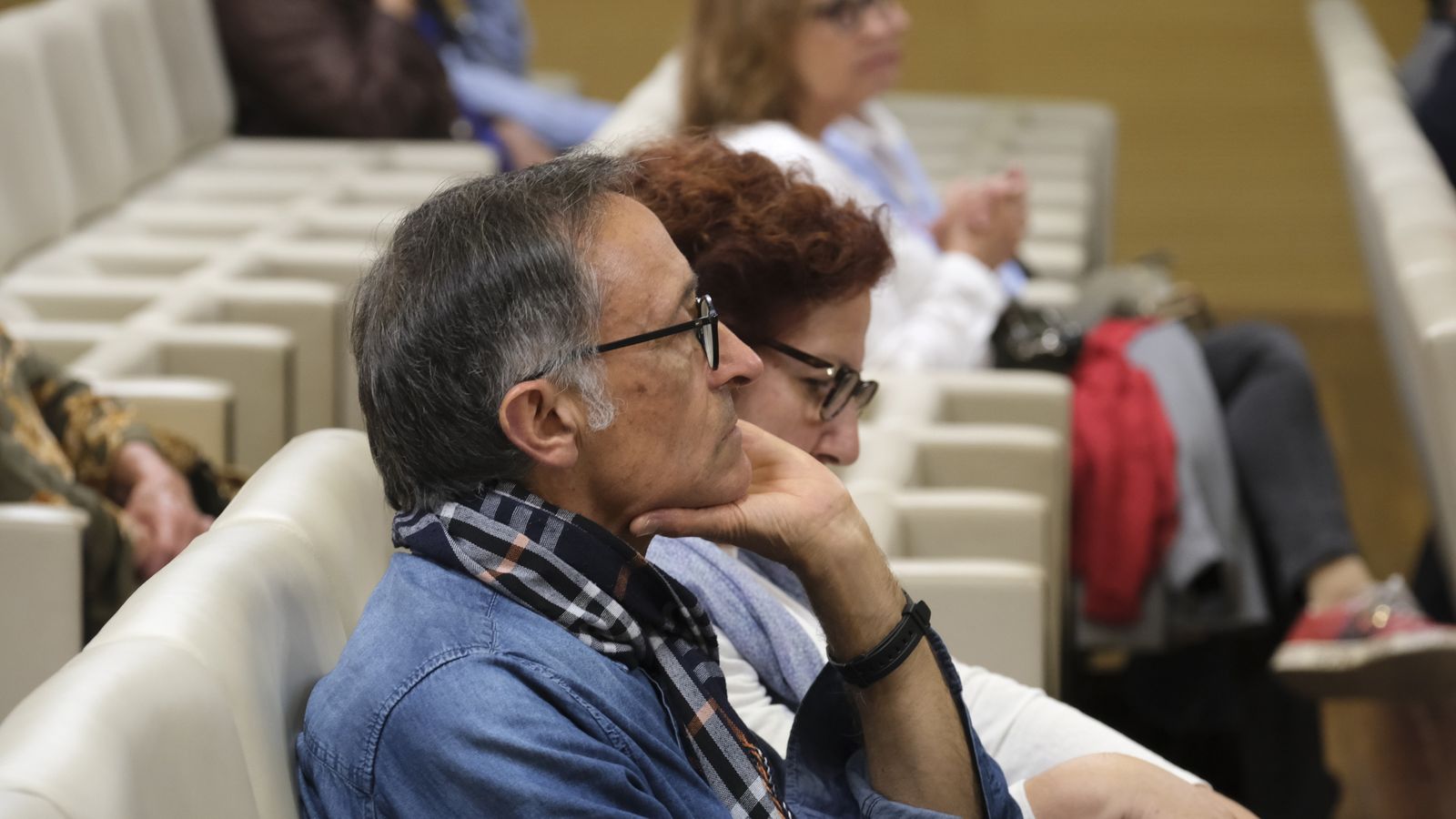 Fotogalería de Diario de los Libros, con el escritor Jorge Molist