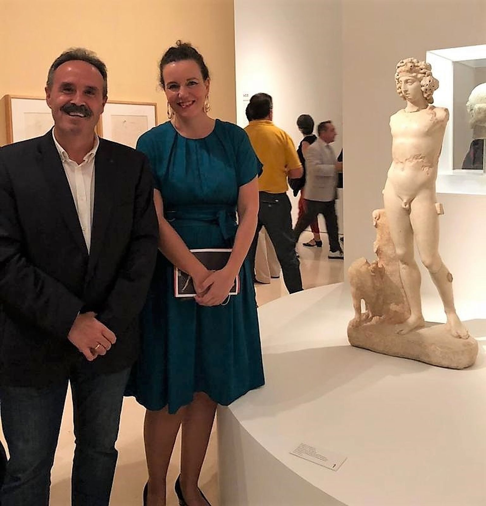 Alfredo Valdivia y Beba Pérez en el Museo del Prado