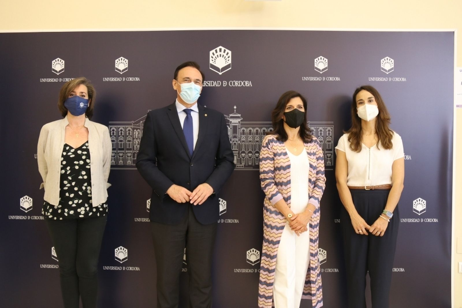 Asistentes a la presentación del grado en Ingeniería Civil en modalidad semipresencial de la UCO.