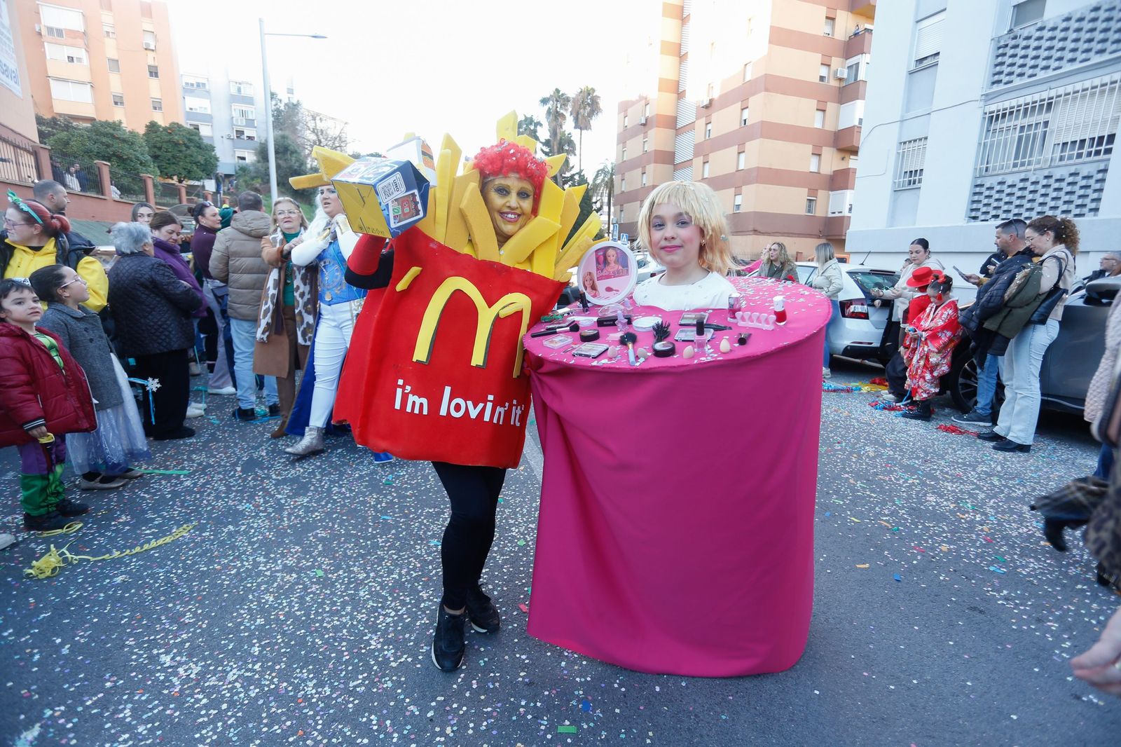 Búscate en las fotos de la cabalgata del Carnaval de Algeciras 2026