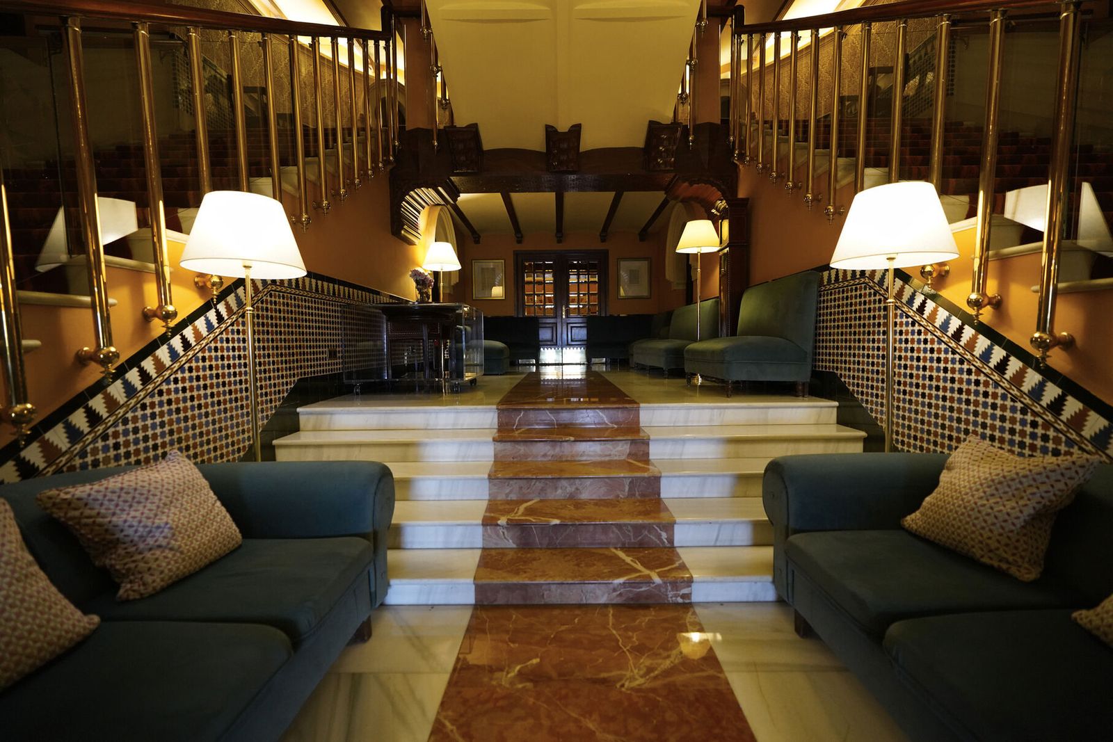 Fotos: El Hotel Alhambra Palace de Granada celebra la renovación de su logotipo