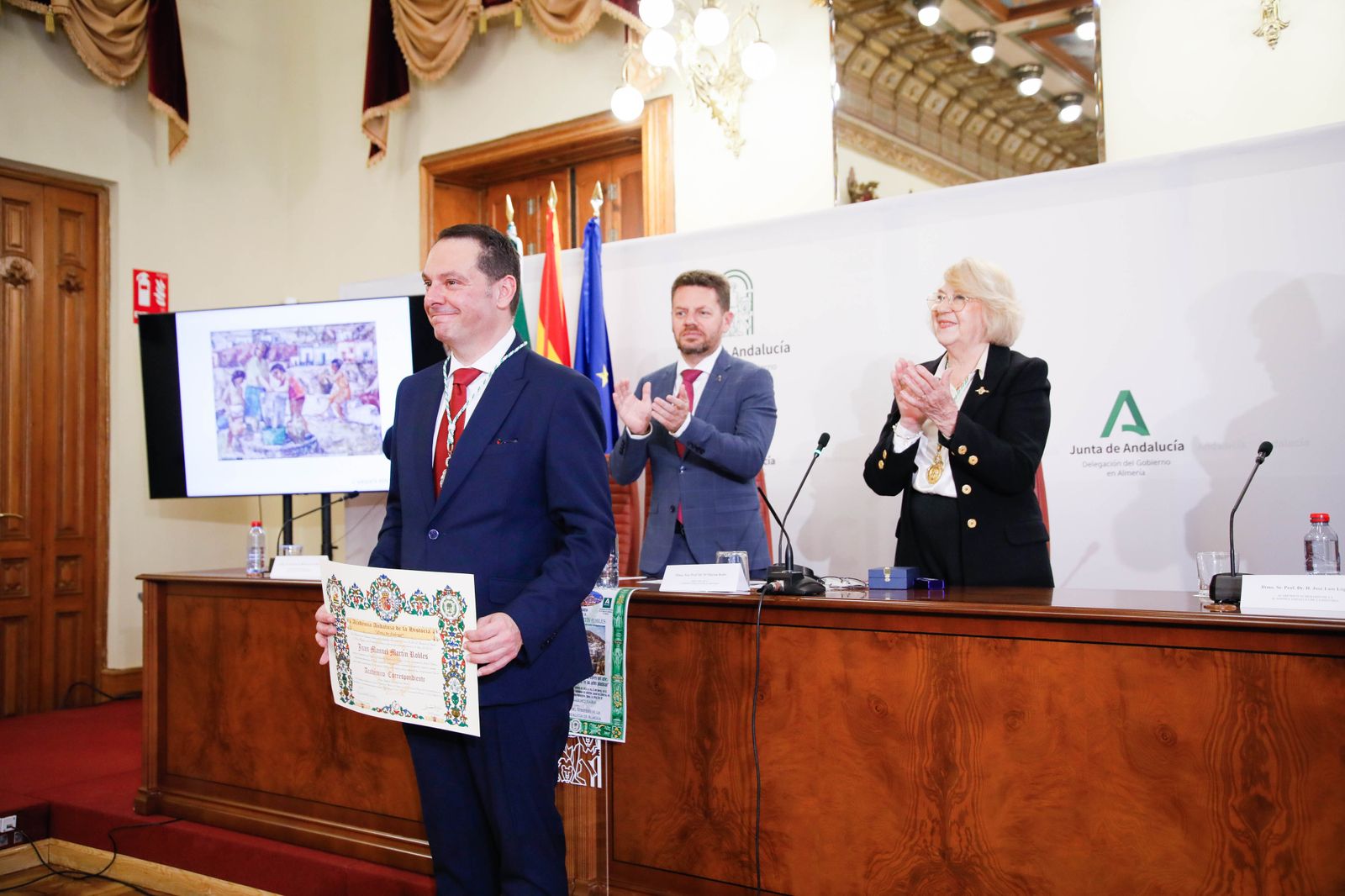 Juan Manuel Martín Robles ingresa como académico de Historia de Andalucía y te lo contamos en imágenes