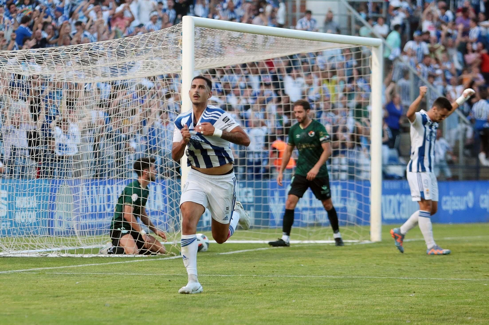 Las imágenes del ascenso del Recre a Primera RFEF