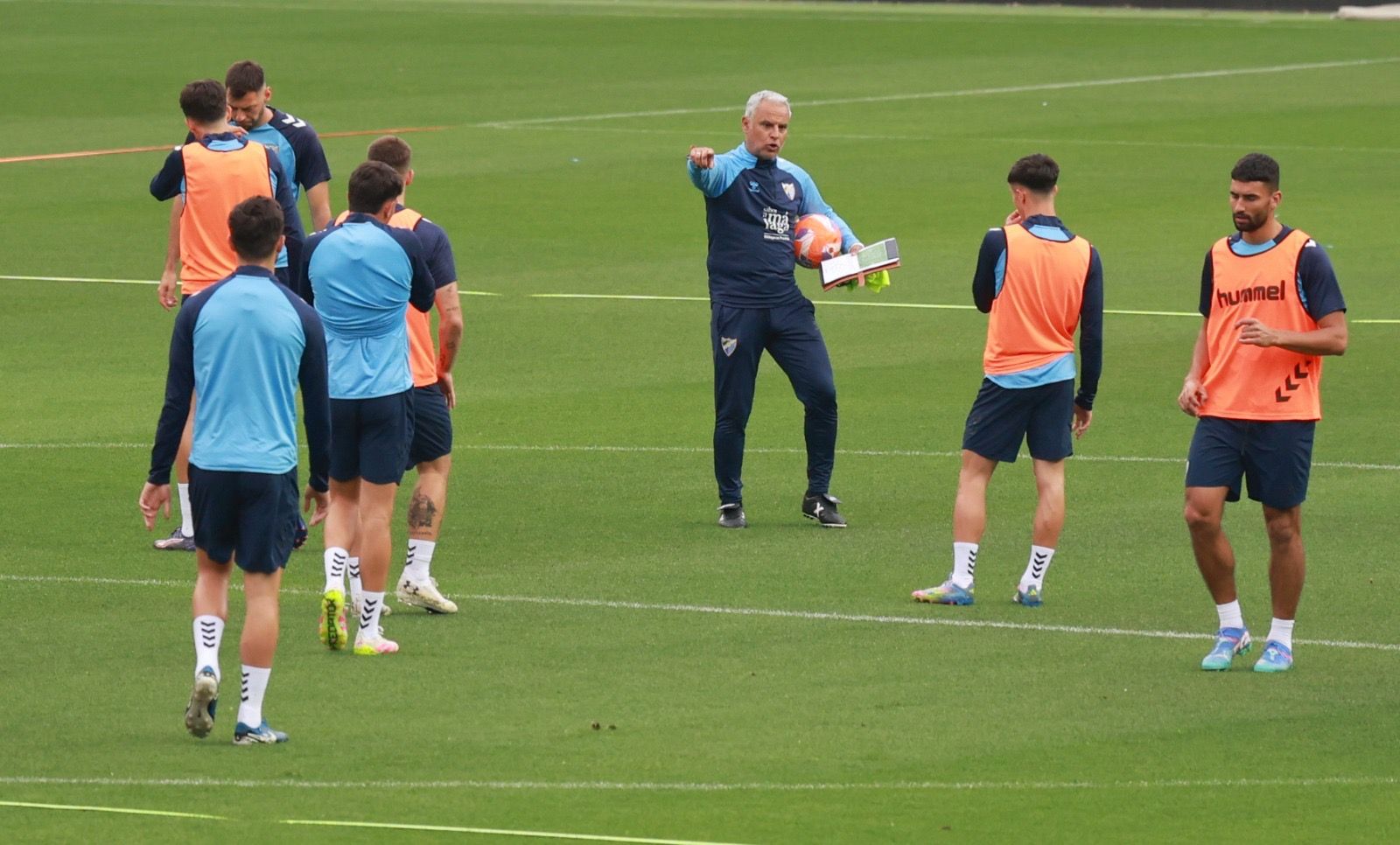 El Málaga CF prepara el derbi andaluz en La Rosaleda