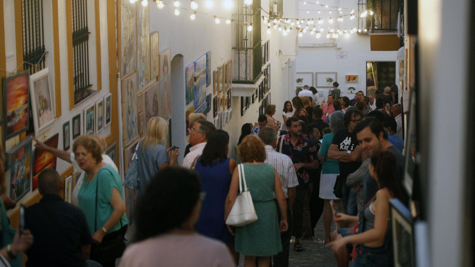 Más de un millar de obras expuestas