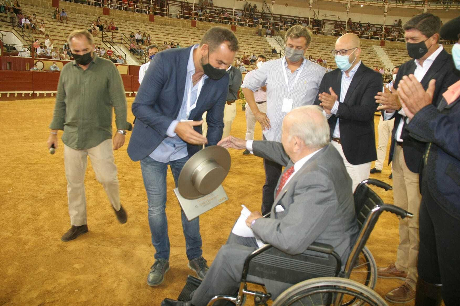 Homenaje a Álvaro Domecq en la Plaza de Toros de El Puerto