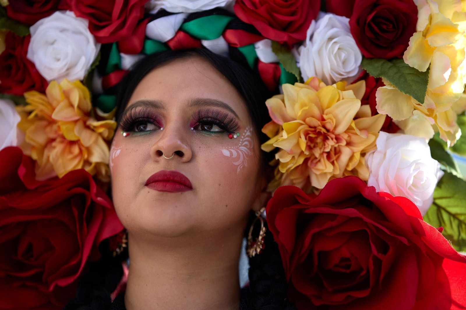 Miles de manifestantes contra Trump y Musk en EEUU: "¡Quita tus manos!"
