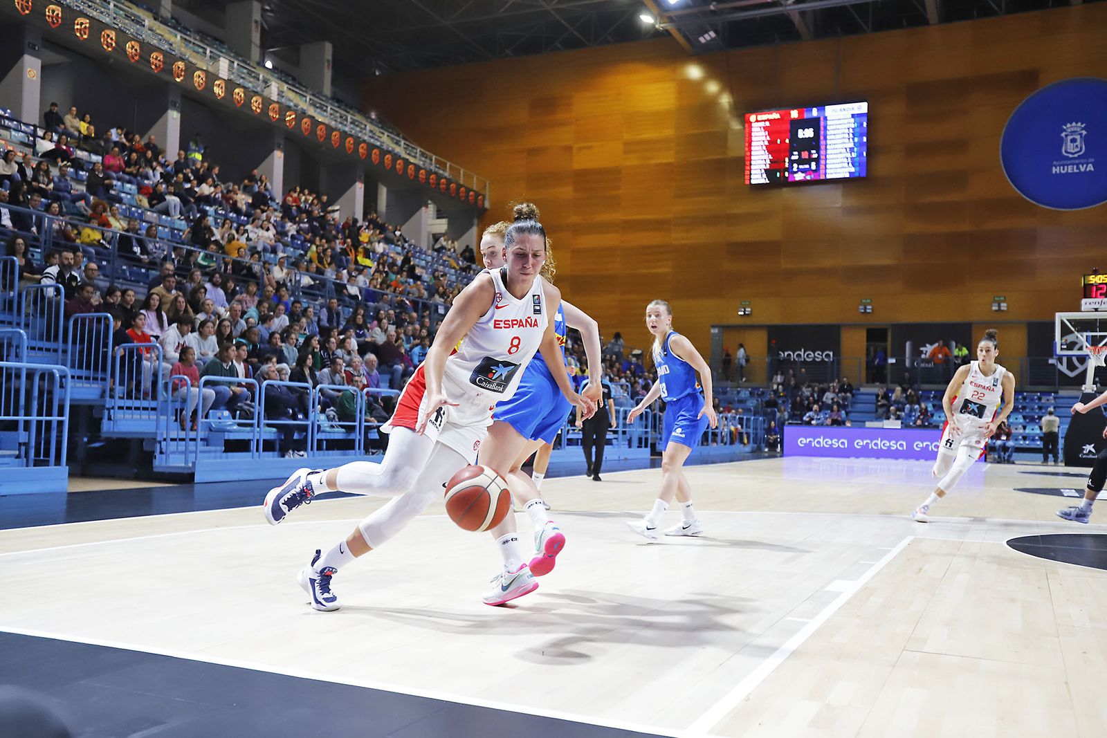 Imágenes del partido de la Selección Española femenina de baloncesto contra Islandia en Huelva