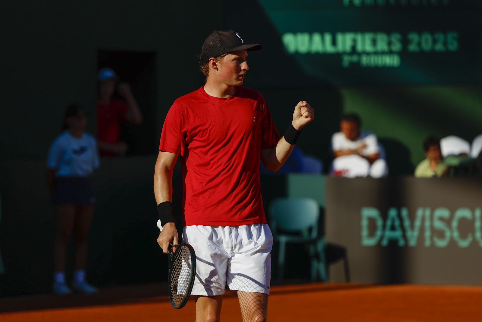 Pablo Carreño culmina la remontada de España en la Copa Davis en Marbella (6-2 y 6-3)