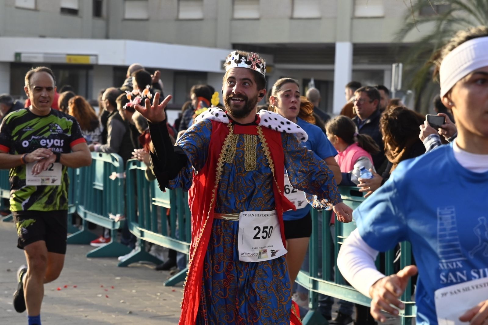 Las mejores  fotos de la San Silvestre Cordobesa 2023