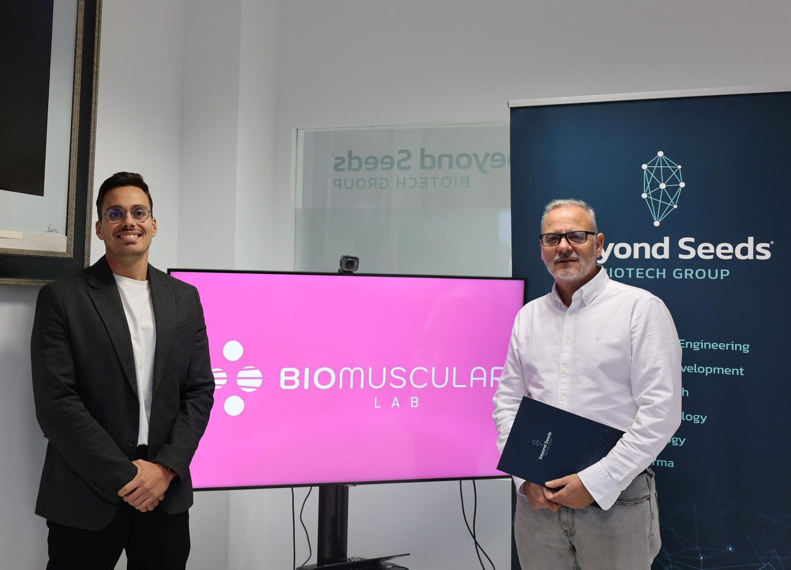 Borja Martinez y Francisco Bermudez de Biomuscular Lab.