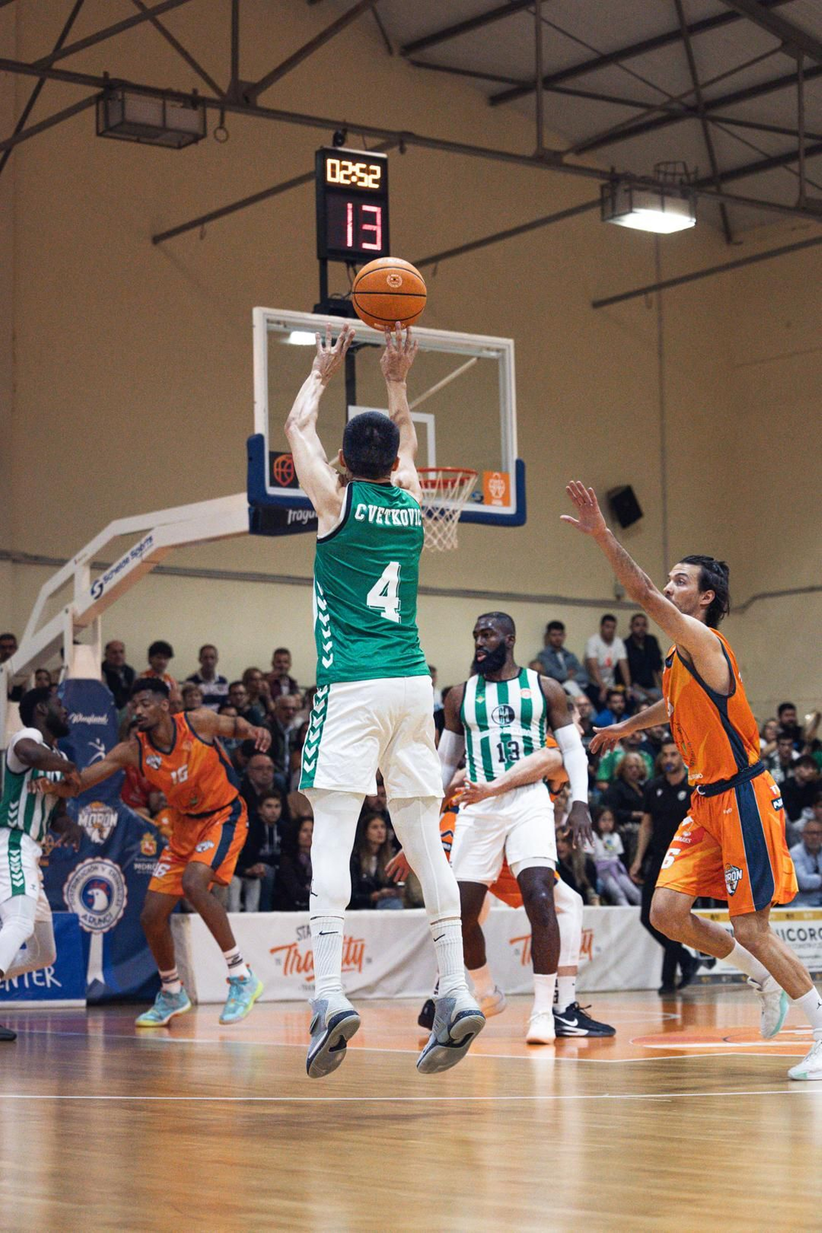 Las fotos del Morón - Betis Baloncesto