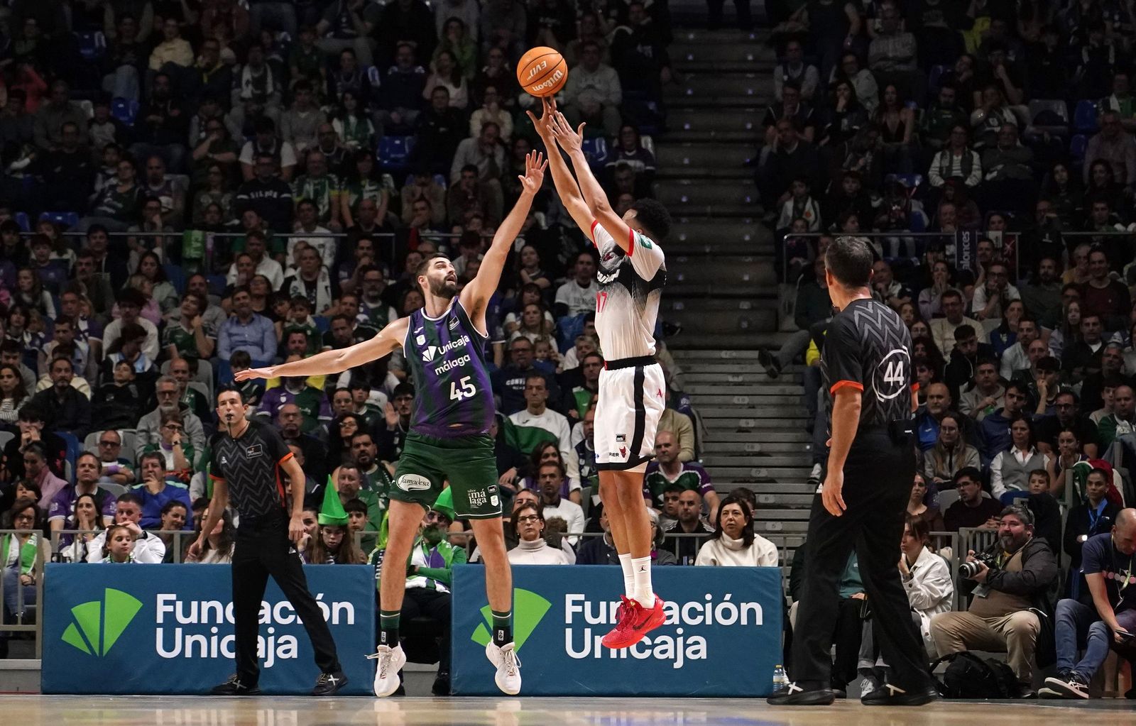 Las imágenes del Unicaja-Covirán Granada