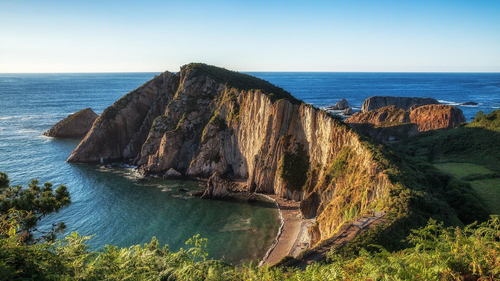 Playa del Silencio (Asturias)