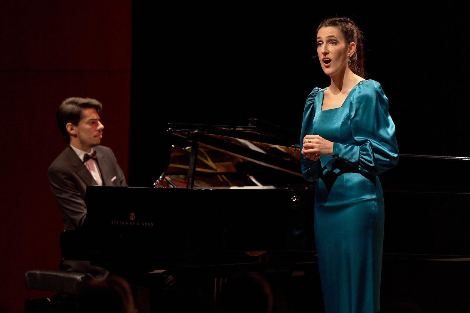 Méncid y Navarro en la Sala Manuel García. Méncid y Navarro en la Sala Manuel García.