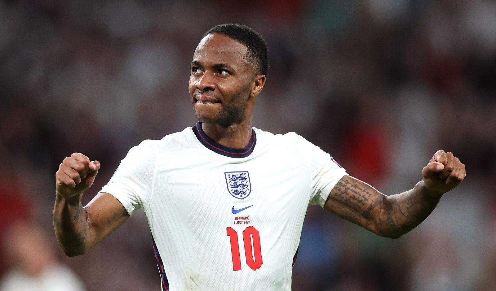 Raheem Sterling, con la camiseta de la selección inglesa.