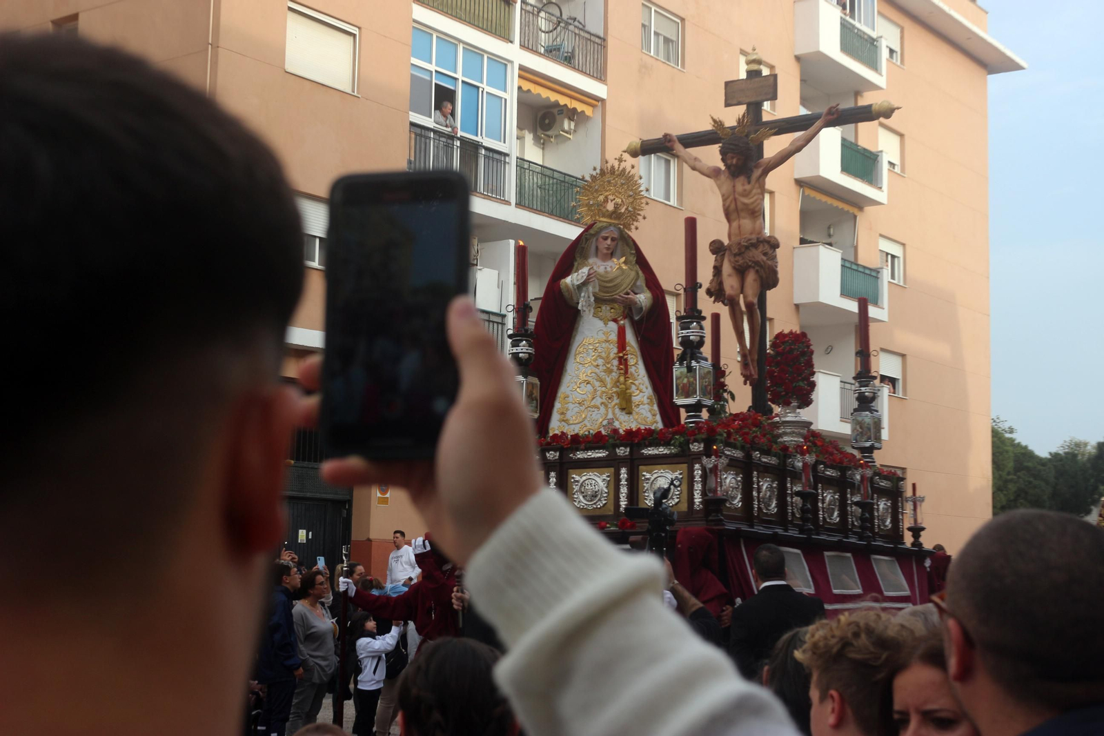 Sábado de Pasión en el Río San Pedro: Amor y Esperanza