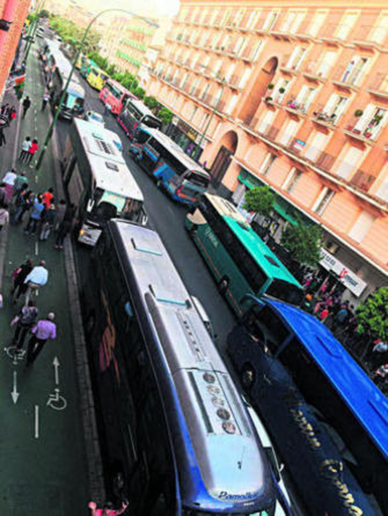 Plan especial de tráfico para los autobuses de turistas en la Ronda