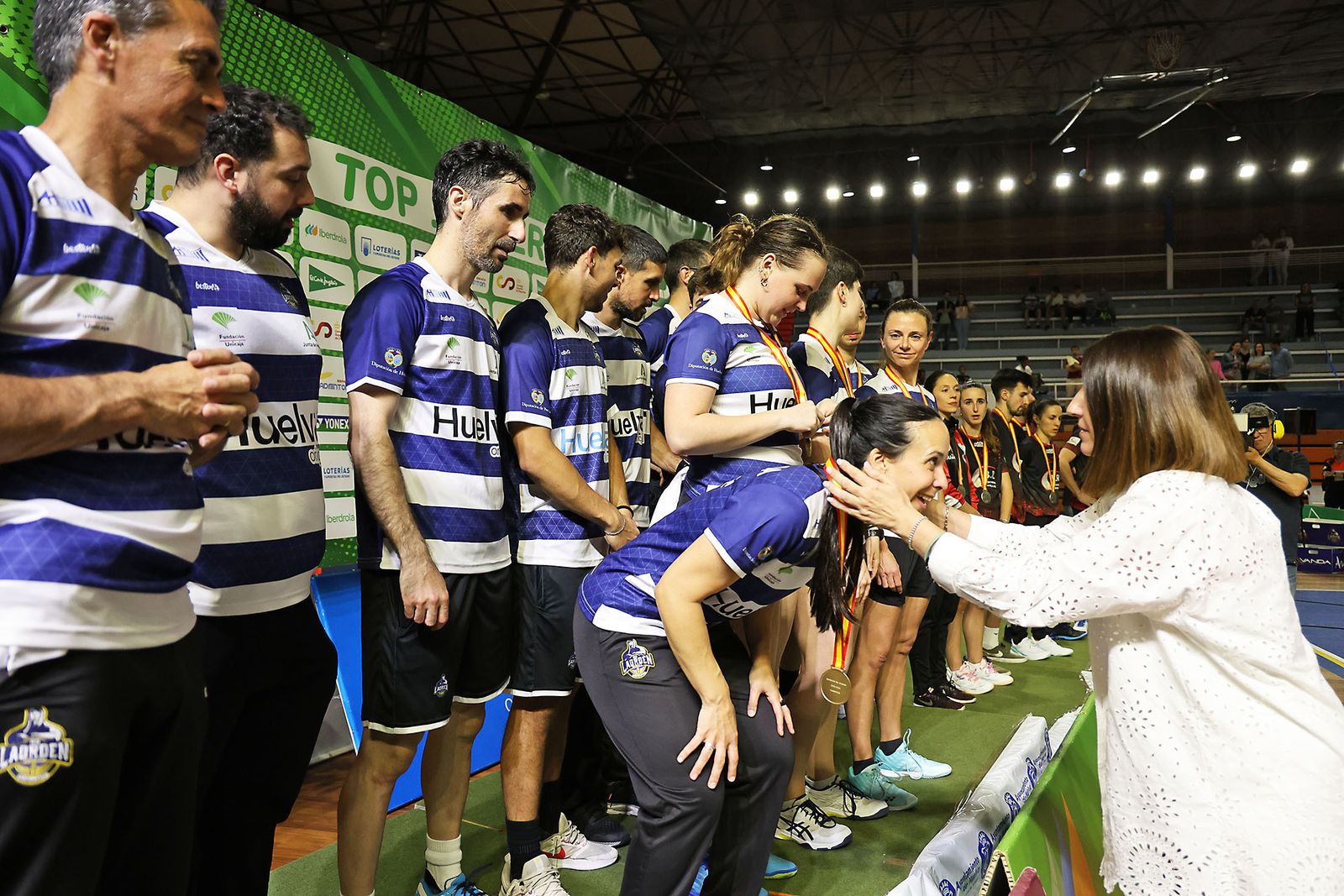 Imágenes de la final de liga de bádminton entre el IES La Orden y La RInconada