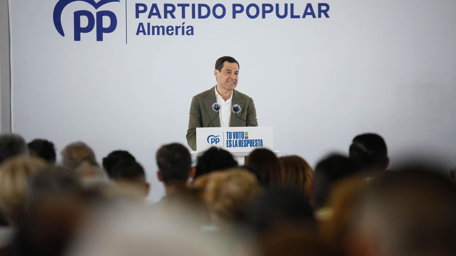 Moreno durante su discurso en el acto del Partido Popular de Almería.