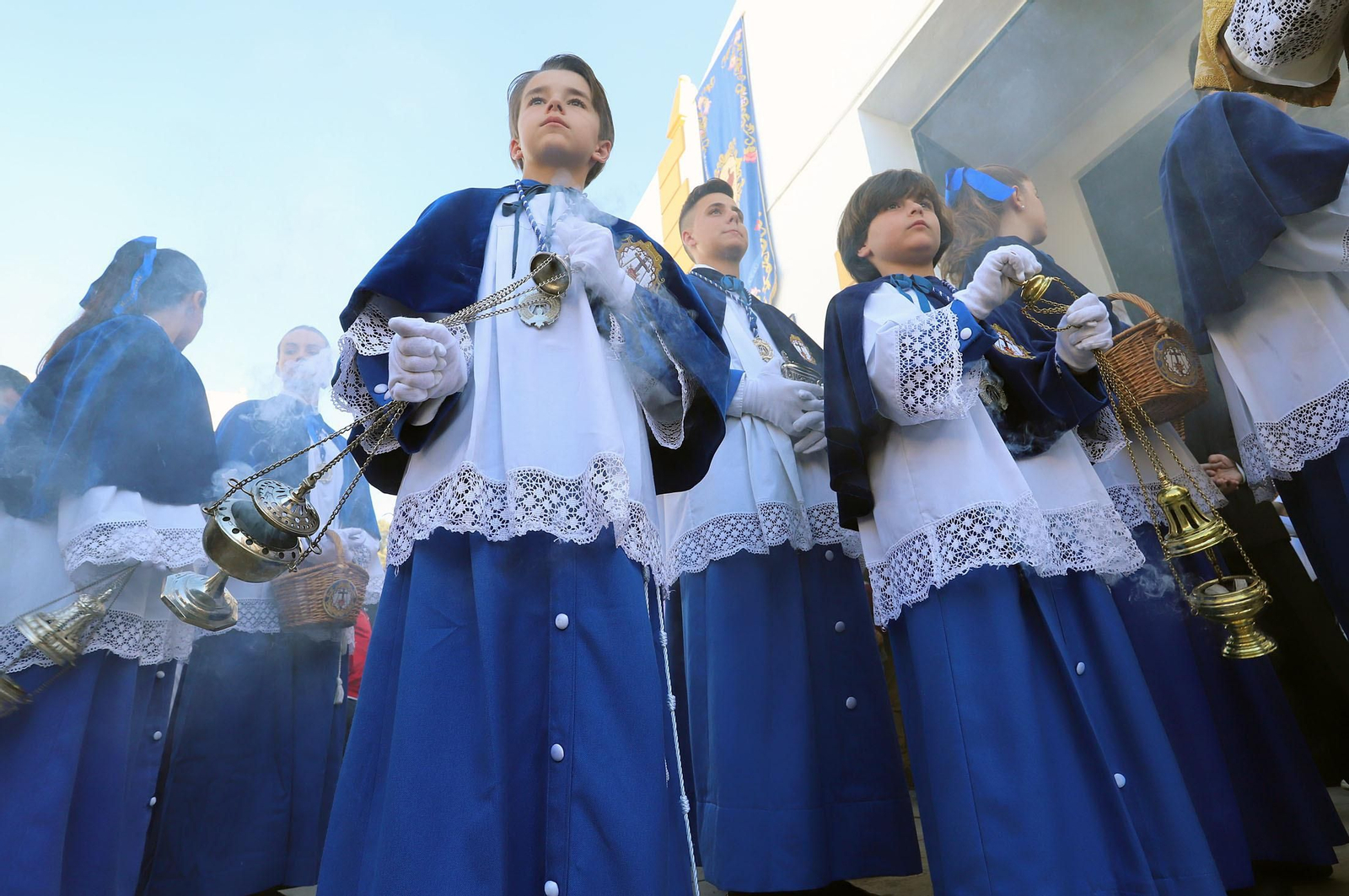 Imágenes de la Virgen de los Dolores en procesión Imágenes de la Virgen de los Dolores en procesión