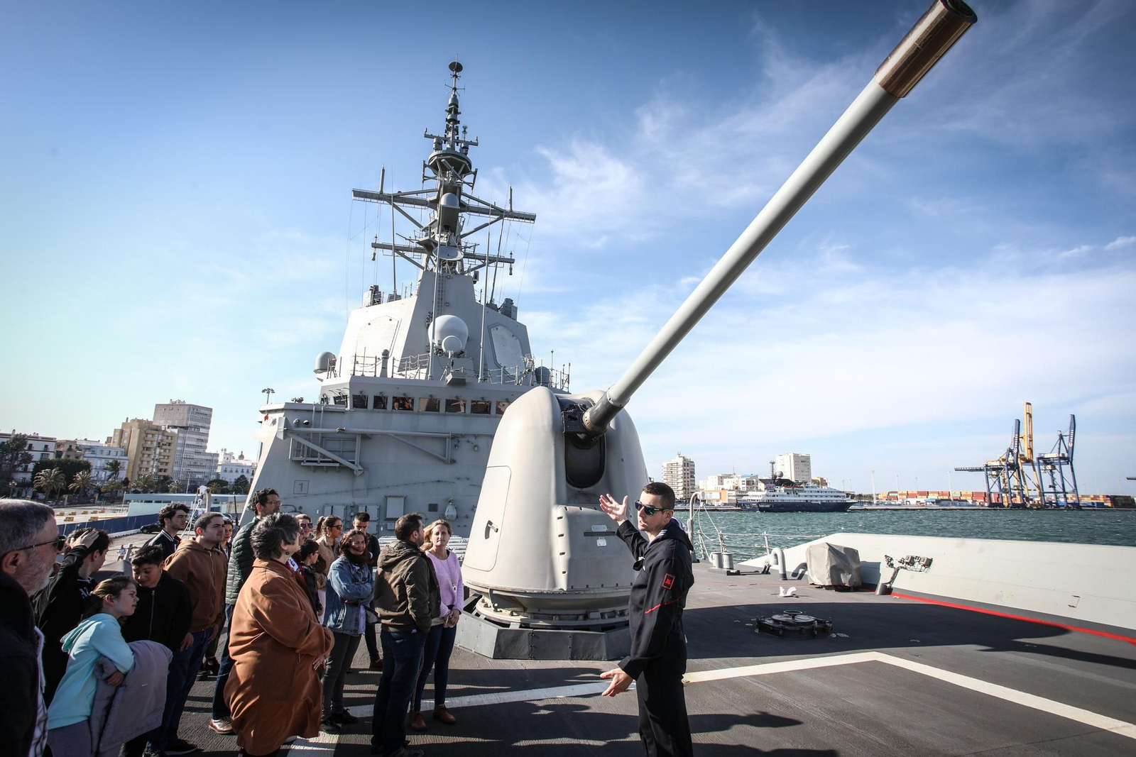La armada rinde homenaje a Blas de Lezo