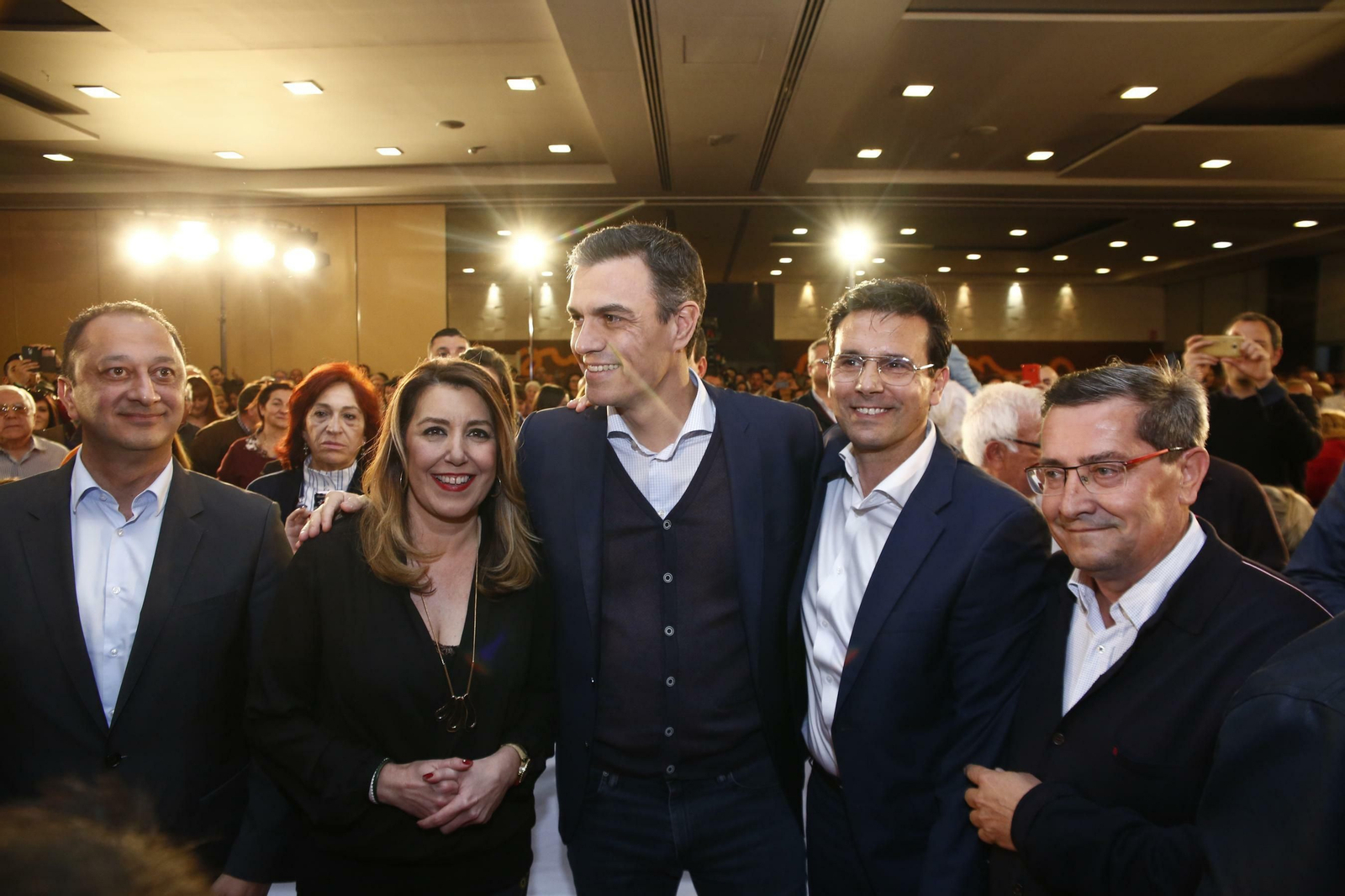 Imágenes del mitin de Pedro Sánchez en Granada