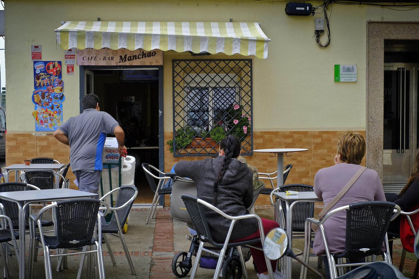 Imagen tomada ayer por la mañana del lugar donde ocurrieron los hechos, la terraza del bar El Manchao en el Cerro del Moro.