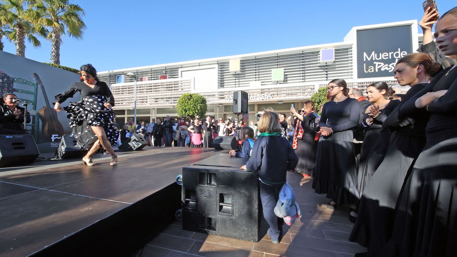 Recital y Flashmob en Luz Shopping Jerez