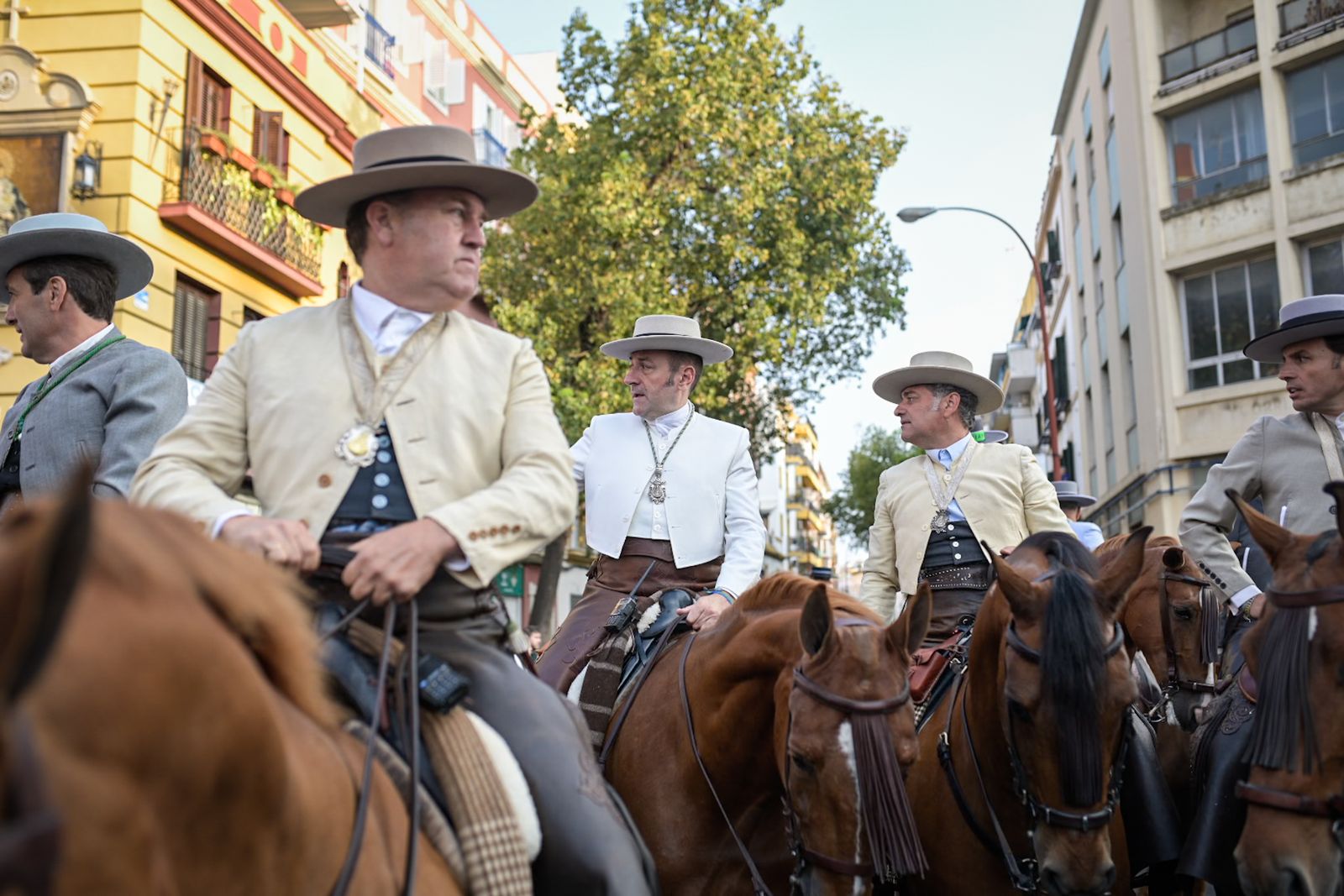 La salida de la Hermandad Triana del Rocío en 2025, en imágenes