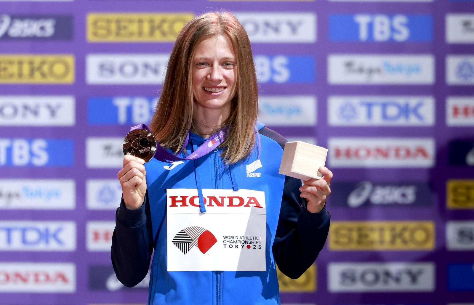 Las fotos del prometedor triunfo de Attaoui y del resto de la jornada del Mundial de Atletismo