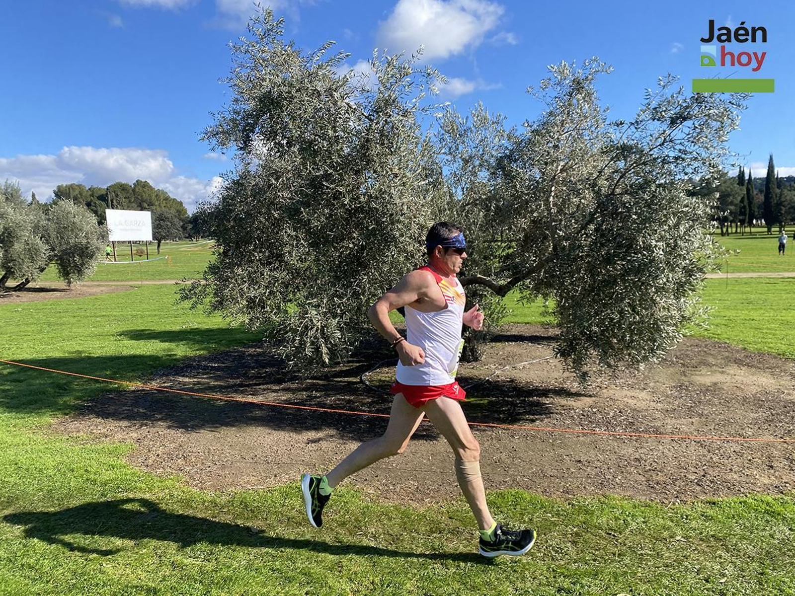 La carrera de La Garza de Linares en imágenes: búscate entre los asistentes
