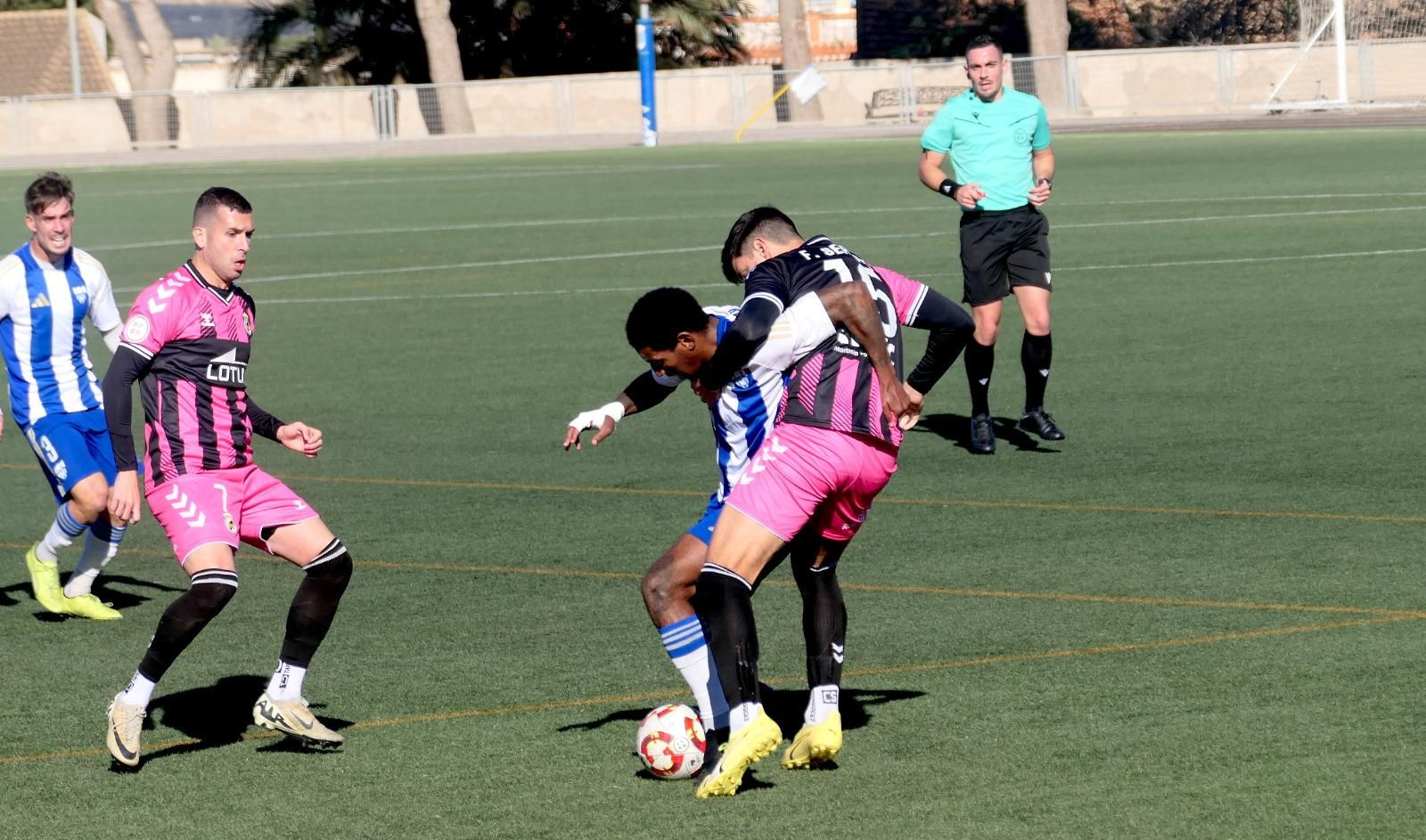 Las fotos del La Unión Atlético - Balona de Segunda Federación (0-1)