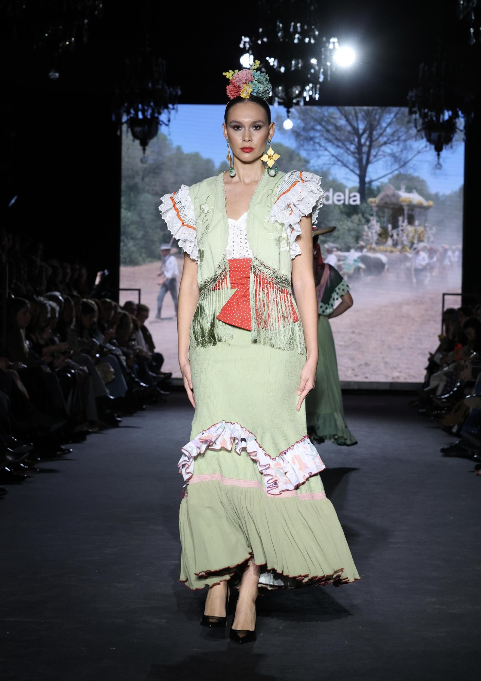 Desfile de la Hermandad del Rocío de Sevilla en We Love Flamenco 2025, todas las fotos