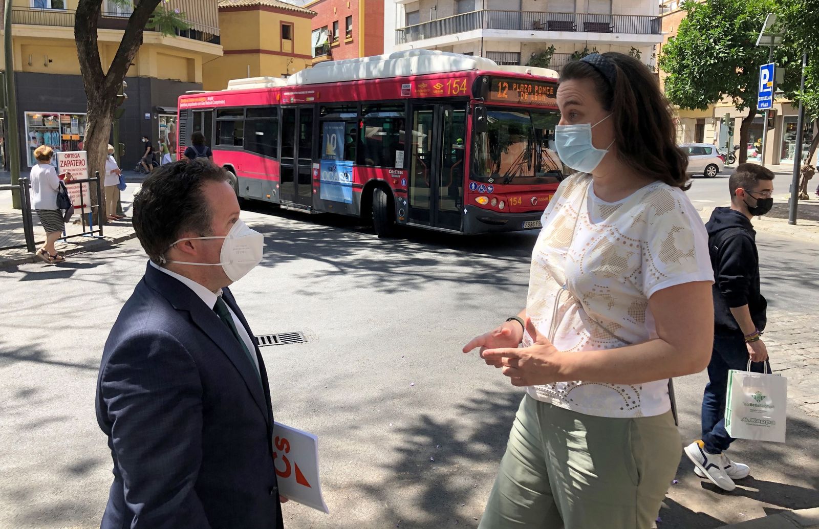 Visita de Ciudadanos a la Plaza Ponce de León.