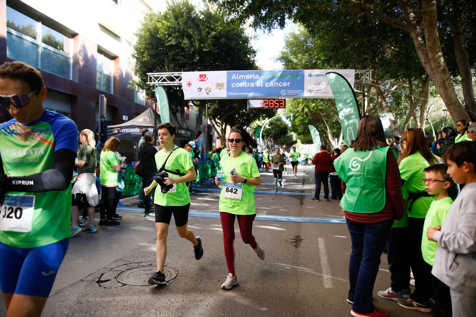 Imágenes de la Carrera contra el Cáncer de Almería