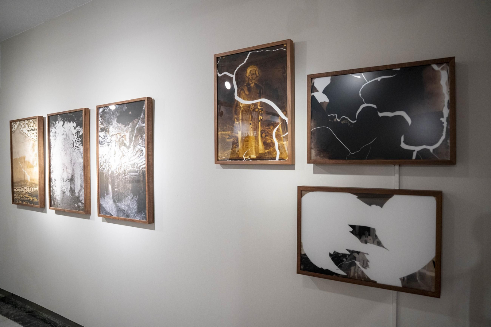 El comisario Sema D'Acosta y el artista Joan Fontcuberta presentan la exposición Háptica de la Fundación Unicaja