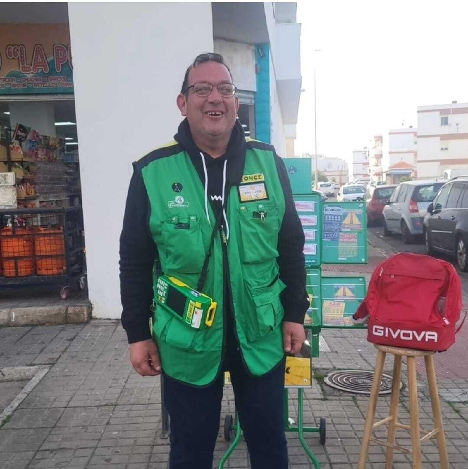 Miguel Cayuela García, el isleño vendedor que reparte suerte