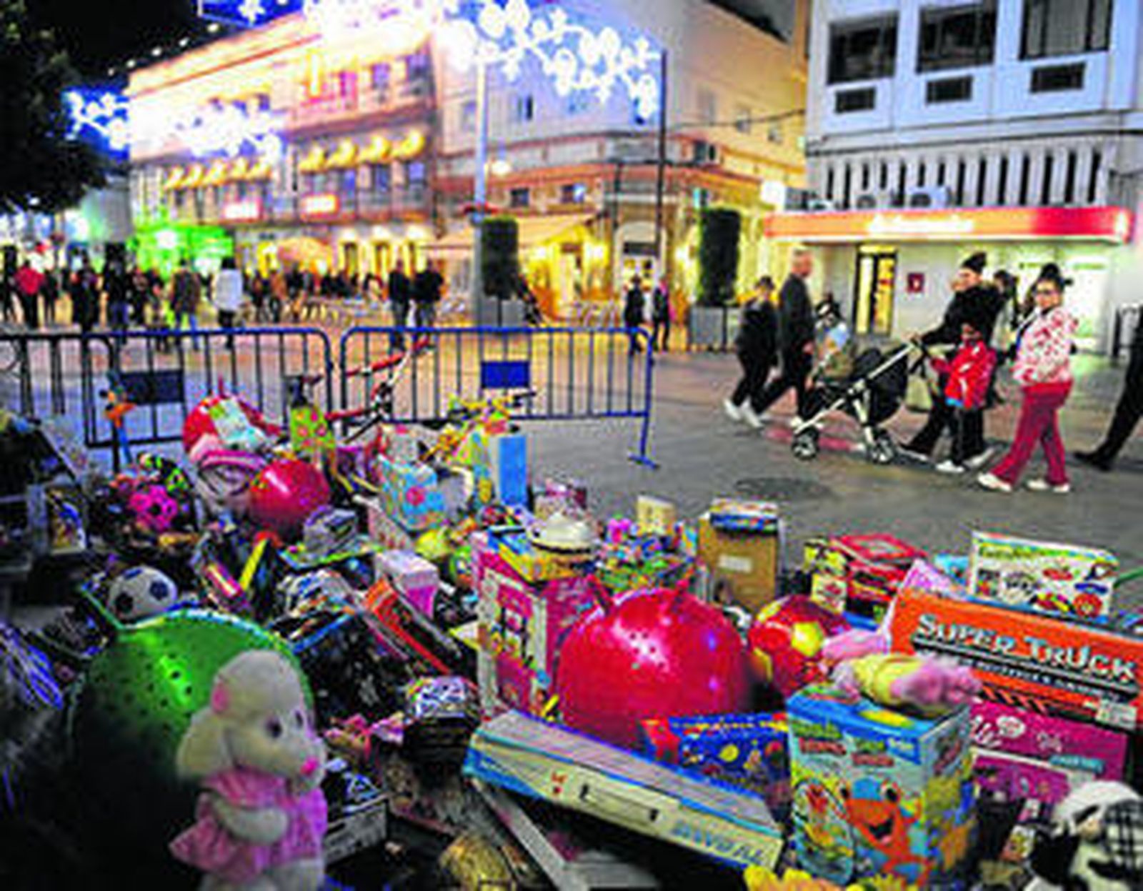 Recogida de juguetes en el Centro de Congresos, en diciembre.