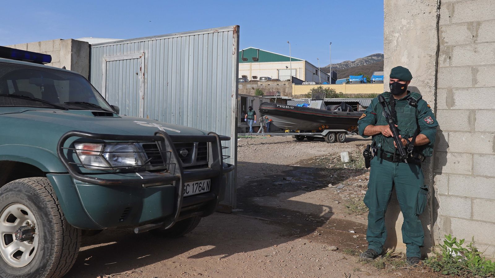 Fotos de los registros de la Guardia Civil en El Cobre