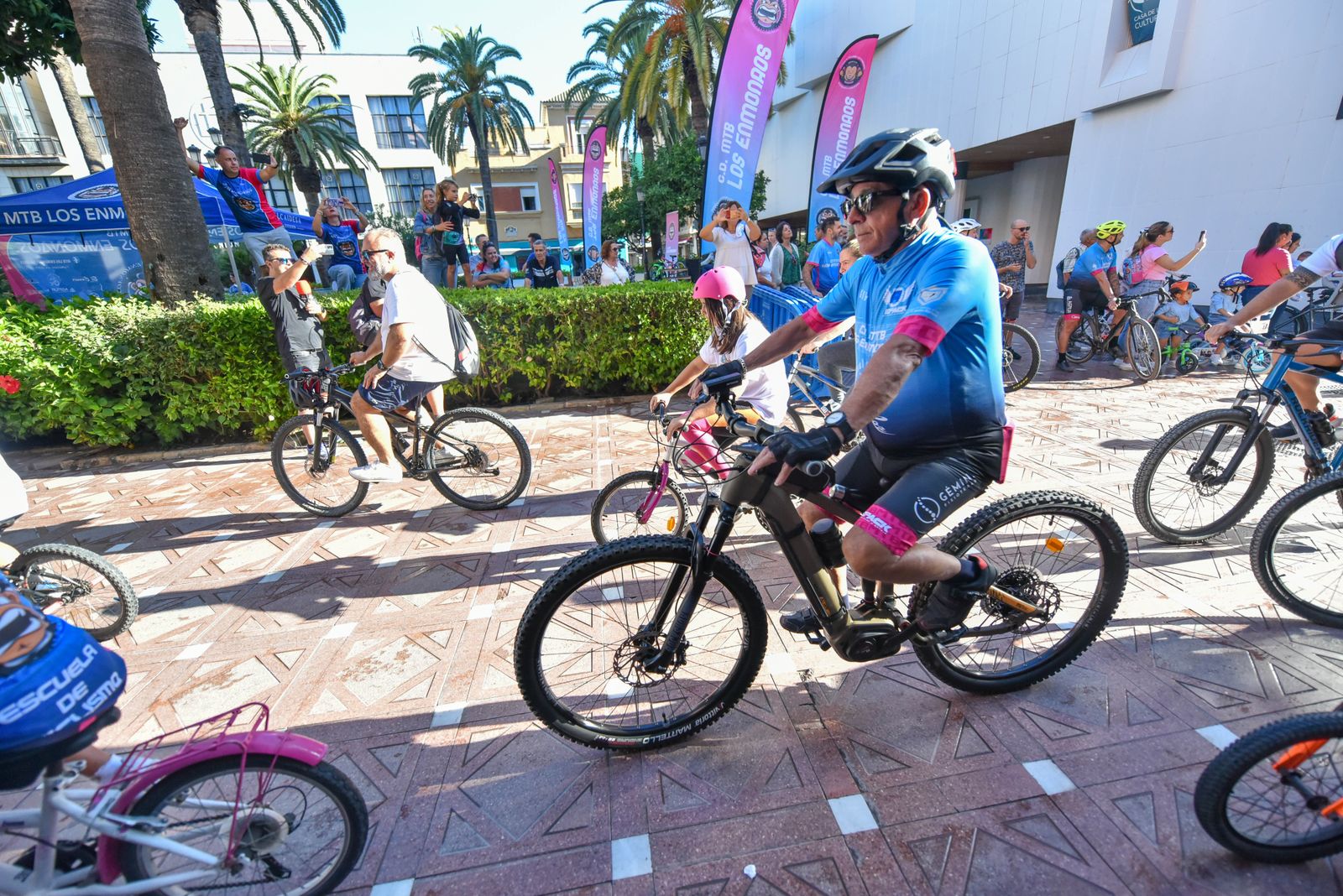 Las fotos del Día de la Bicicleta en La Línea