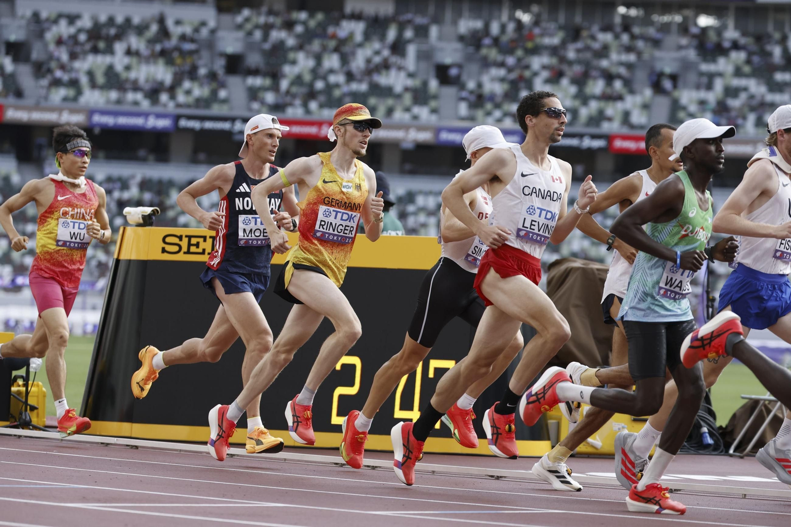 Las fotos del récord mundial de Duplantis y del resto de la jornada