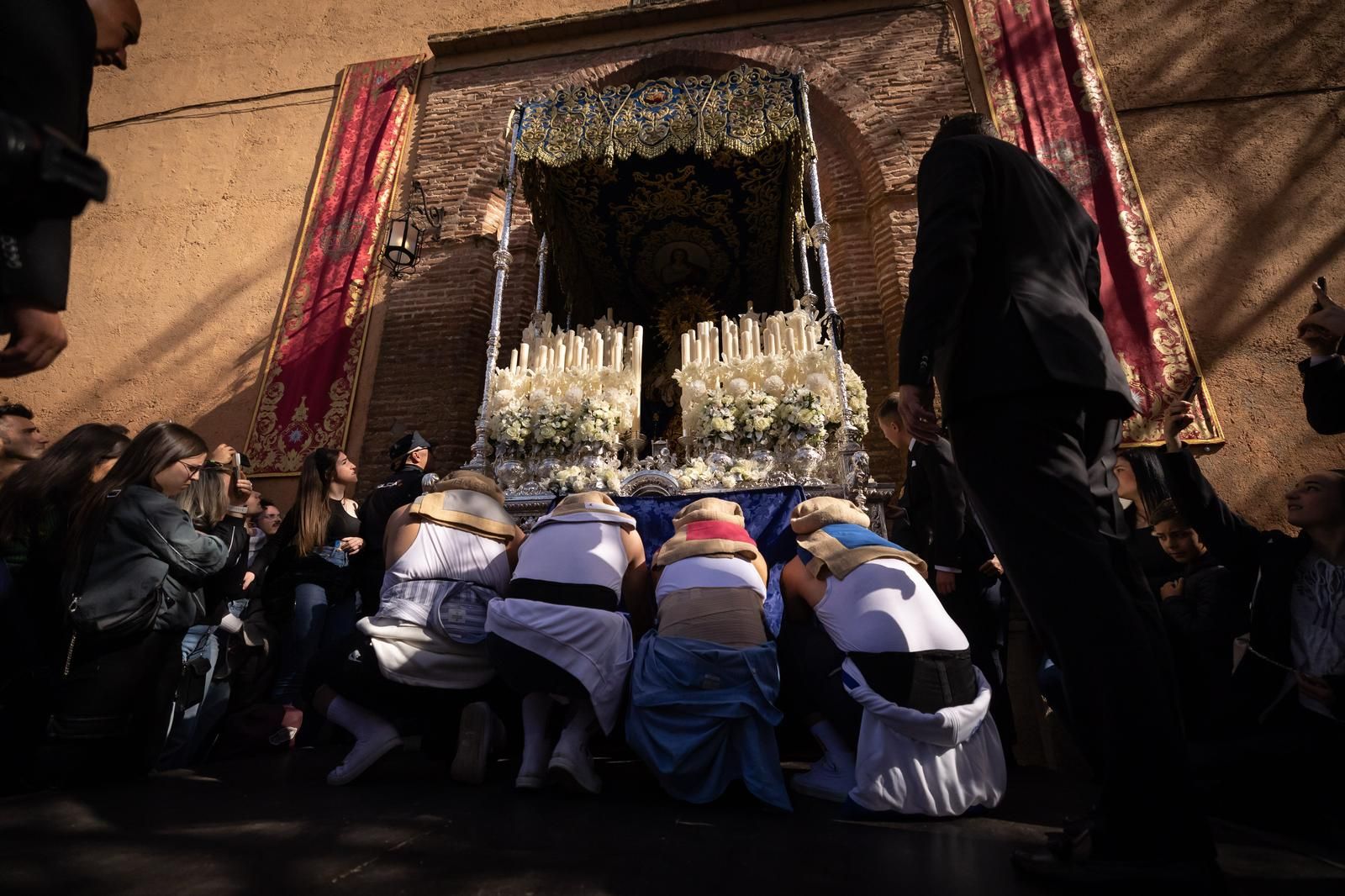 Las mejores imágenes del Jueves Santo en Granada